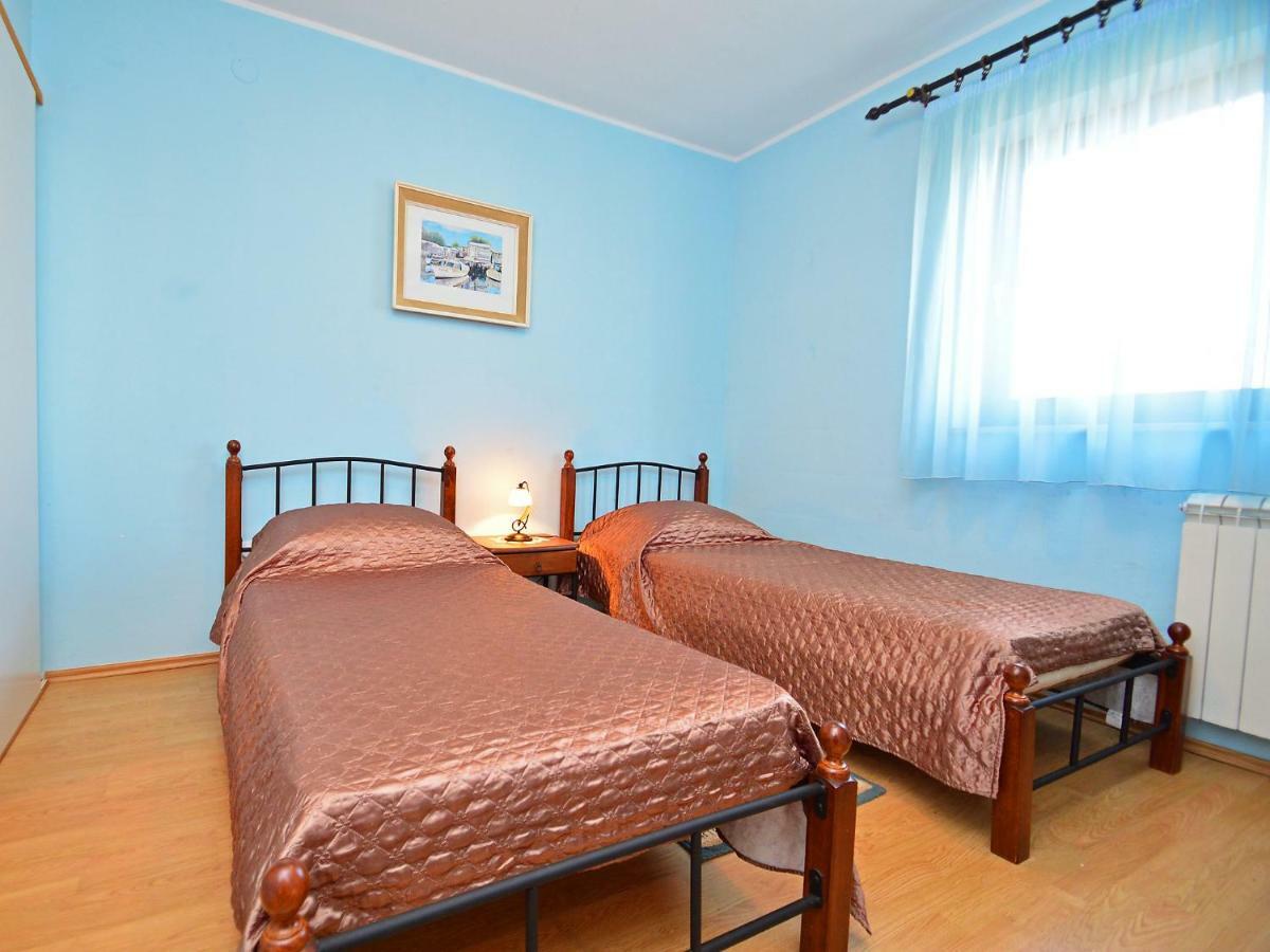 Apartment Cvjetko By Interhome Rakalj Bagian luar foto